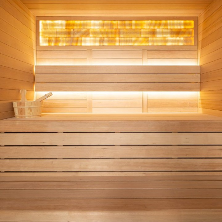 Finská sauna EAGO AWT E1624C hemlock 160×150 6 kW TheWall