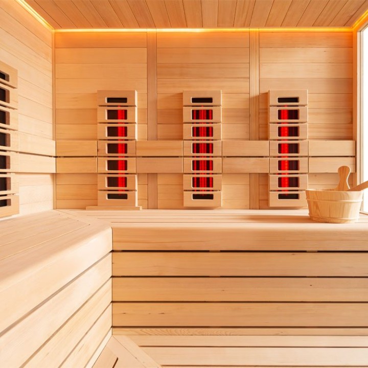 Finská sauna EAGO AWT E1613C-IR hemlock 180×180 bez kamen