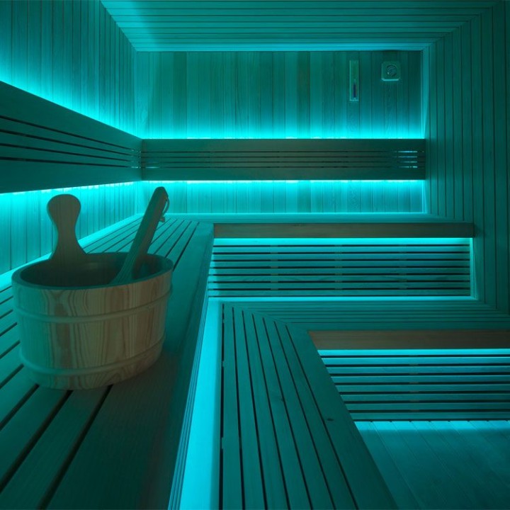 Zahradní sauna EAGO AWT Saunahaus THE CUBE X7-R hemlock 300×235 12 kW EOS BiO-Cubo