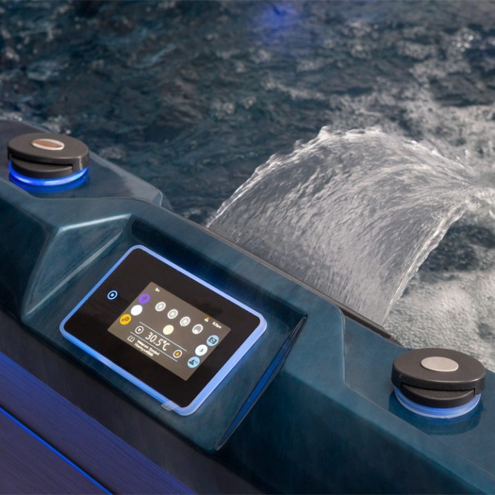 Venkovní vířivka EAGO AWT IN-702 s tepelným čerpadlem OceanWave 212×21