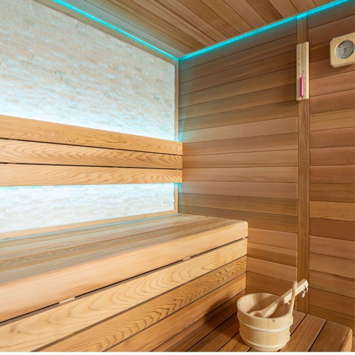 Finská sauna EAGO AWT E1602C červený cedr 180×160 bez kamen