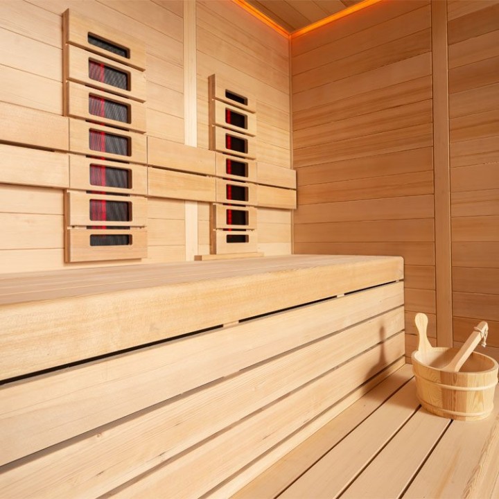 Finská sauna EAGO AWT E1614B-IR hemlock 180×150 bez kamen