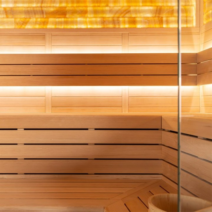 Finská sauna EAGO AWT E1623C hemlock 180×180 bez kamen