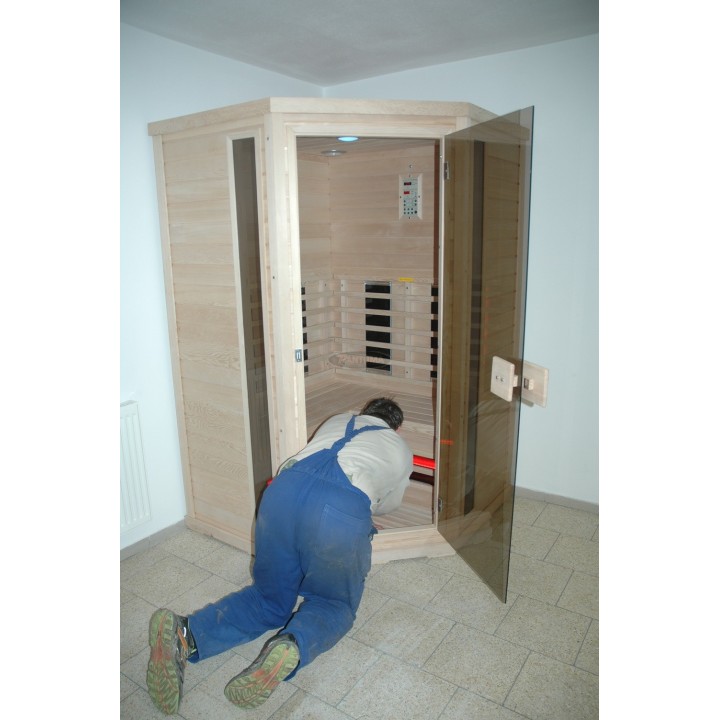 Infračervená sauna EXCLUSIVE THREE B / kanadská borovice 130x130x200cm pro 3 osoby